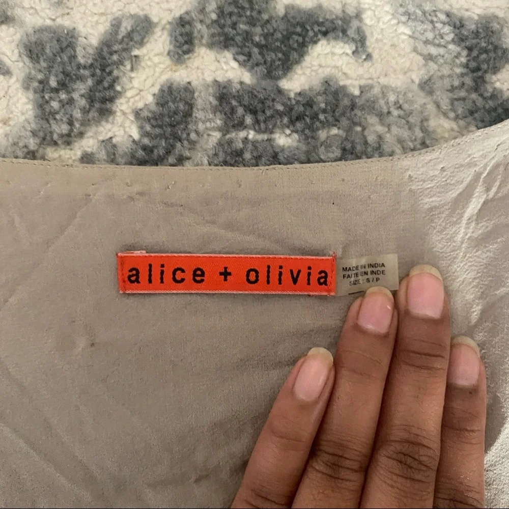 Alice + Olivia sparkle Gray Sequin Vest size S - Picture 3 of 10
